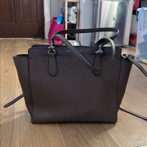 Michael Kors Dee Dee Lg Convertible Tote in Cinder / Dark Taupe Saffiano Leather